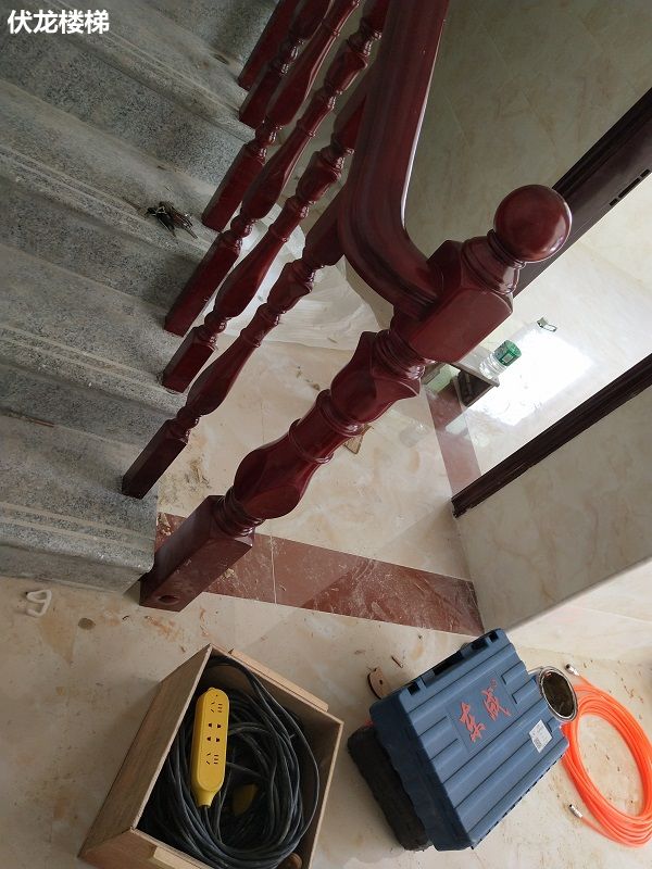 东方市实木楼梯扶手客户案例23